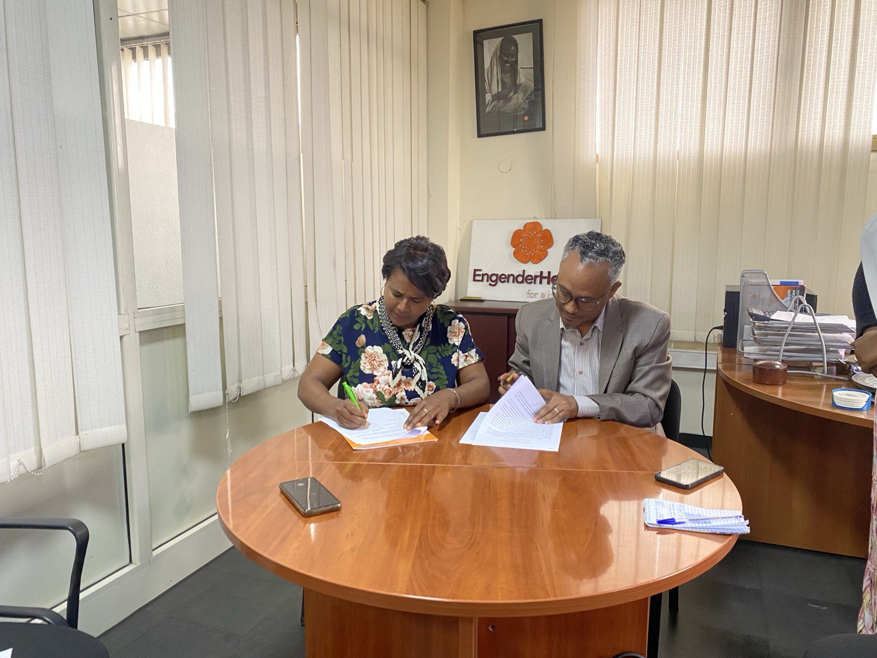 Signing of a Memorandum of Understanding (MoU) between EngenderHealth-Ethiopia and Ethiopian Women Development Organization (EWDO)